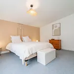 Apartament Le Gue Sourdeau: 150m² 5 Min From Futuroscope Chasseneuil-du-Poitou