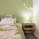 Le Gue Sourdeau: 150m² 5 Min From Futuroscope *