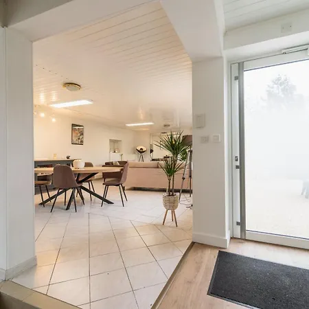 Le Gue Sourdeau: 150m² 5 Min From Futuroscope Apartment *