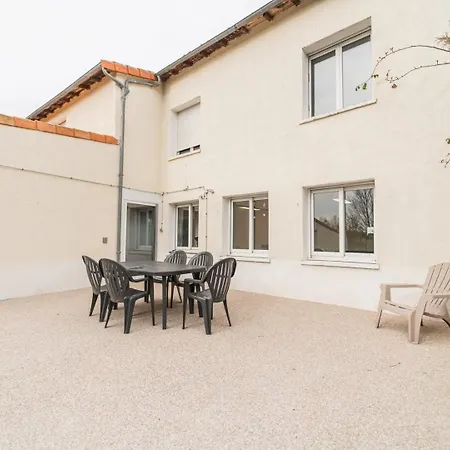 Apartamento Le Gue Sourdeau: 150m² 5 Min From Futuroscope